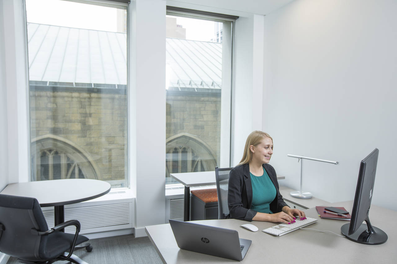 Need an office for a day in calgary what to expect from a professional day office